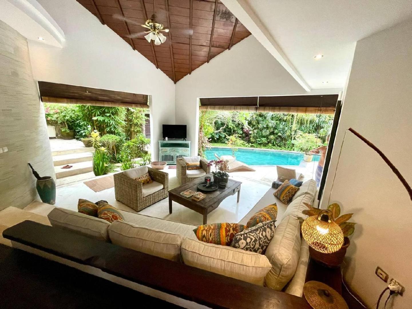 Villa Sahaja Kerobokan  Ngoại thất bức ảnh