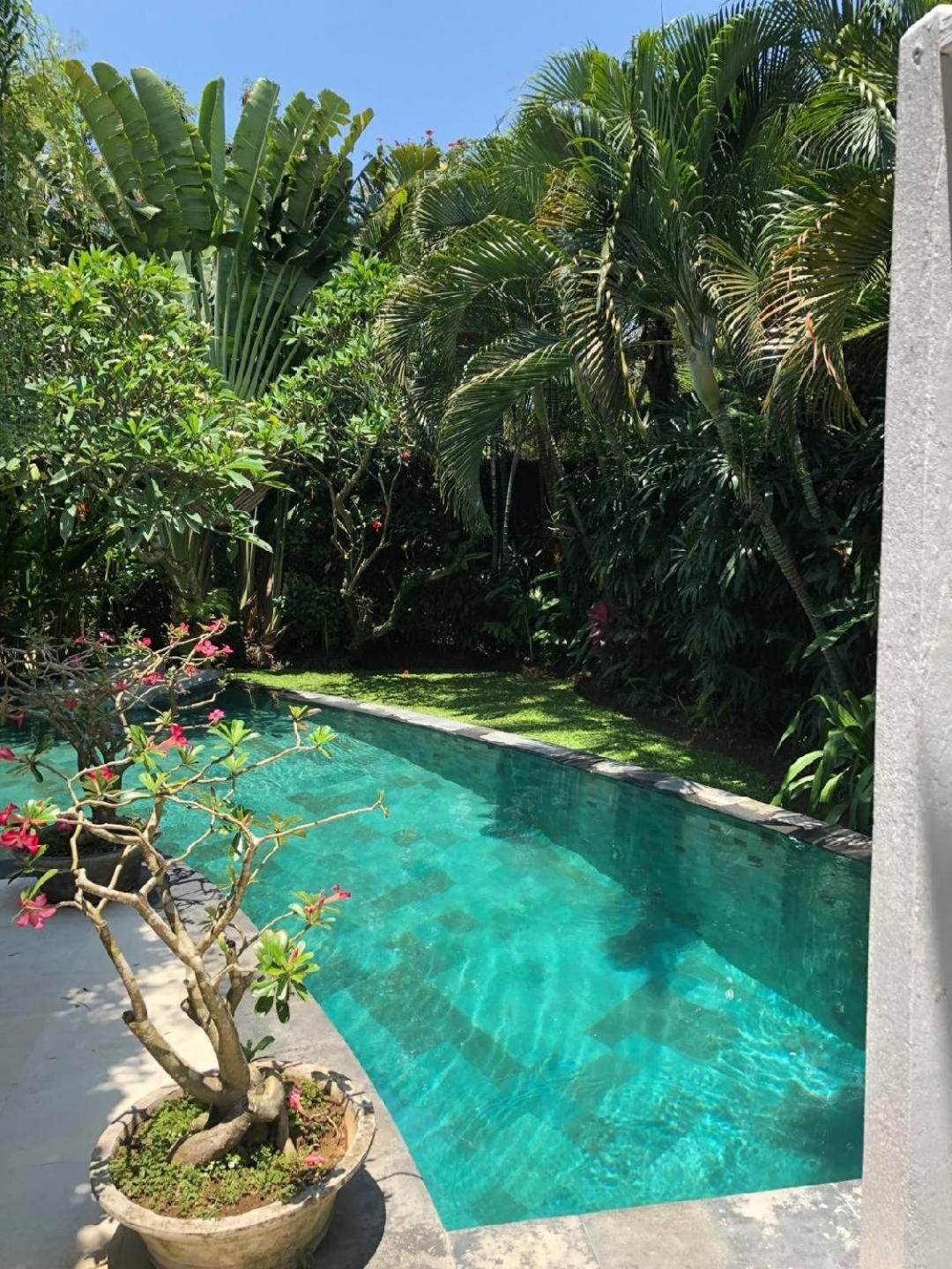 Villa Sahaja Kerobokan  Ngoại thất bức ảnh
